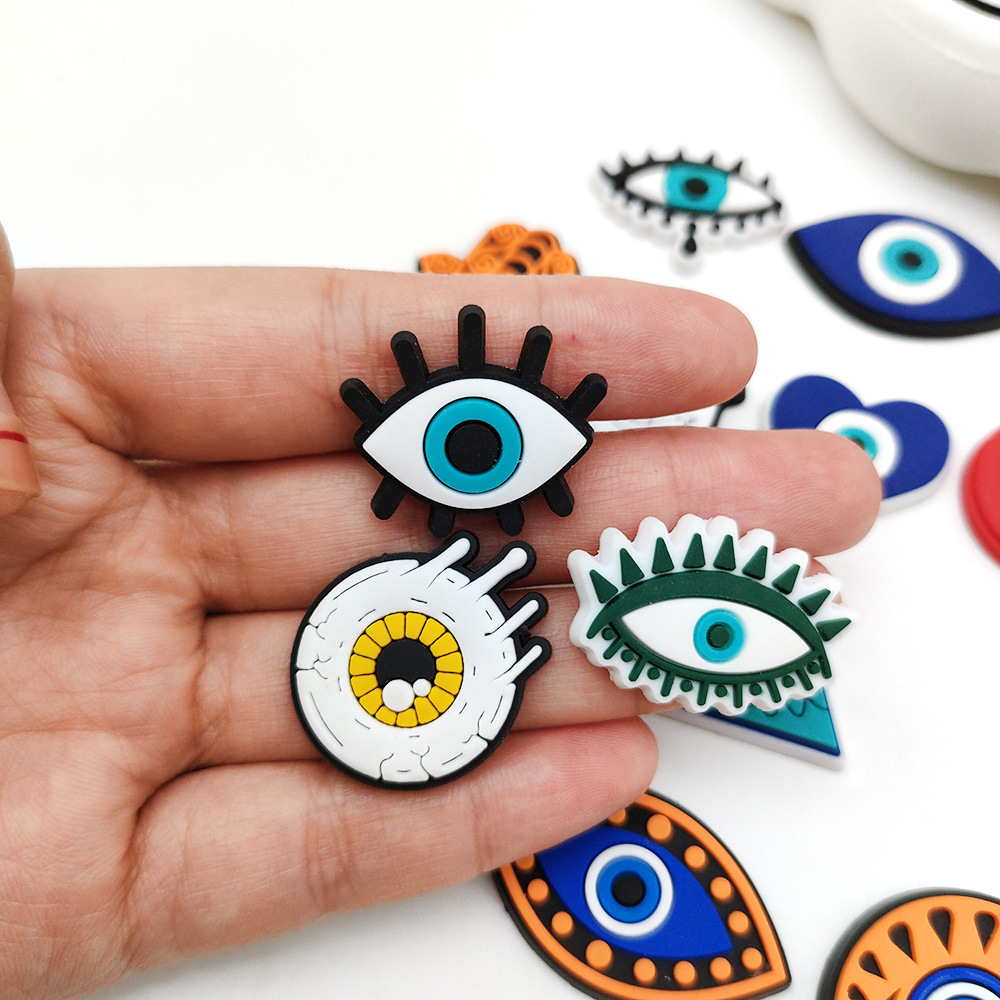 Eyeball Shoe Charms for Crocs  - Women'S Accessories Crocs 评论和价格