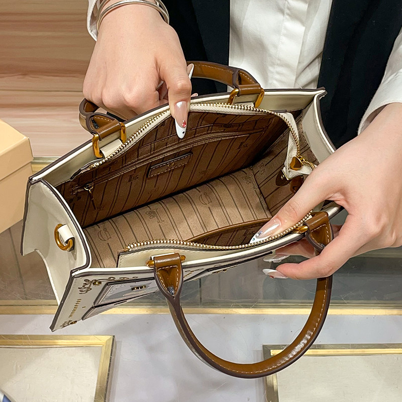 2026 New Hong Kong Genuine Lea - Women Accessories Business 评论和价格