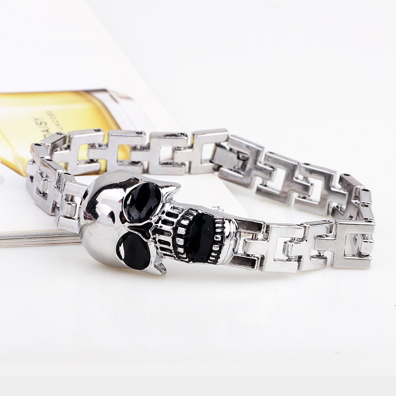Skull Titanium Steel Bracelet  - Women'S Accessories To Wear With Watch 评论和价格